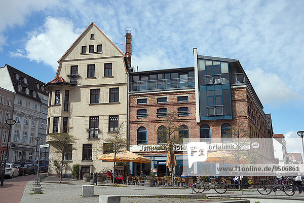 Cafe in der Likörfabrik  Rostock  Mecklenburg-Vorpommern  Deutschland  Europa