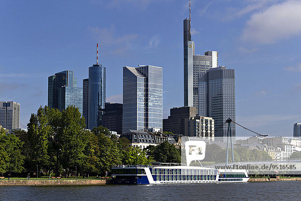 River Main and skyscrapers  Financial District  Frankfurt am Main  Hesse  Germany  Europe