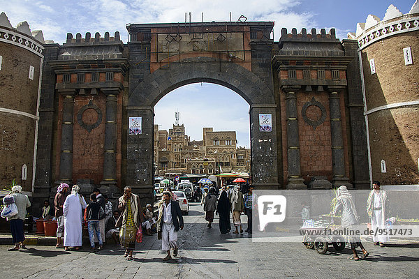 B?b al-Yaman  Yemen Gate  and the old city of Sana'a  UNESCO World Heritage Site  Sana'a  Yemen  Asia