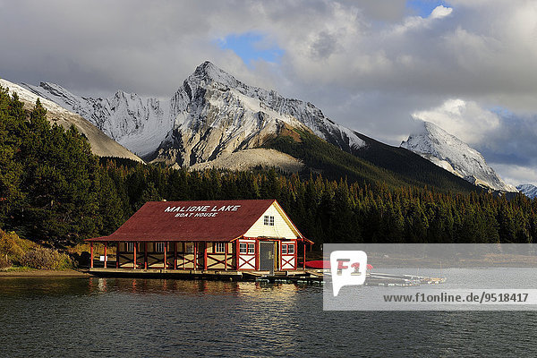 Boat house on Maligne Lake  Jasper National Park  Alberta  Canada  North America