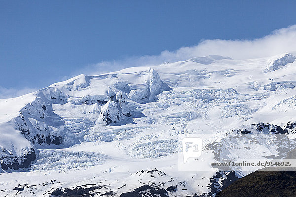 Island  Vatnajokull  Vatnajokull Nationalpark  schneebedeckter Berg