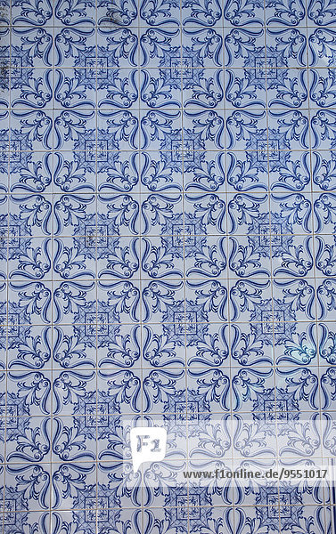 Portugal  Lagos  blau-weiße Azulejos  Nahaufnahme
