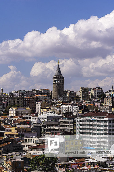 Türkei  Istanbul  Blick auf den Galata-Turm