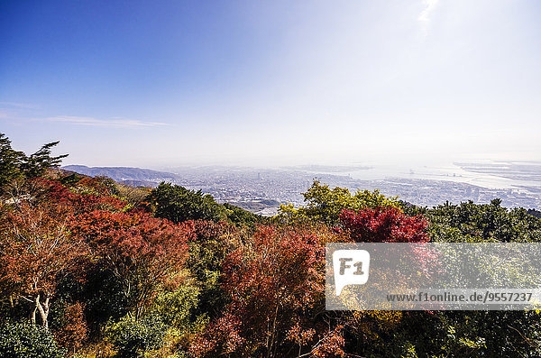 Japan  Kobe  Stadtbild vom Berg Maya aus gesehen