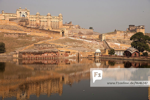Fort Amber und Maota-See  Jaipur  Rajasthan  Indien  Asien