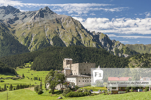Schloss Naudersberg  Hotel und Museum  Nauders  Tirol  Österreich  Europa