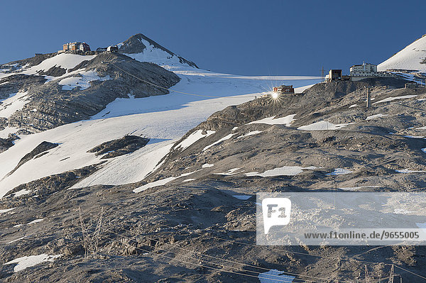 Stilfser Joch  2757 m  Sommerskigebiet am Monte Livrio  Nationalpark Stilfser Joch  Südtirol  Stelvio  Trentino-Alto Adige  Italien  Europa