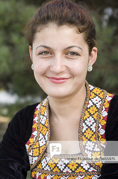 Portrait of a young woman  Ashgabat  Turkmenistan  Central Asia  Asia
