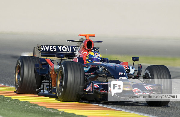 Sebastien BOURDAIS  Frankreich  im Toro Rosso STR2 Formel 1 Boliden auf dem Circuit Ricardo Tormo bei Valencia  Spanien  Europa
