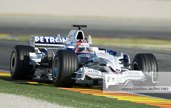 Robert KUBICA  Polen  im BMW Sauber F1.08 Formel 1 Boliden auf dem Circuit Ricardo Tormo bei Valencia  Spanien  Europa
