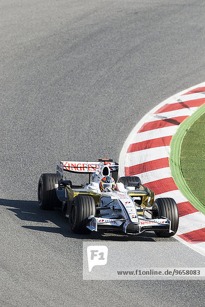 Vintantonio Liuzzi im Force India Formel 1 Boliden auf dem Circuit de Catalunya  Barcelona  Spanien  Europa