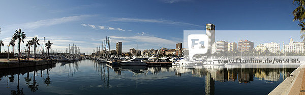 Hafen von Alicante  Spanien  Europa