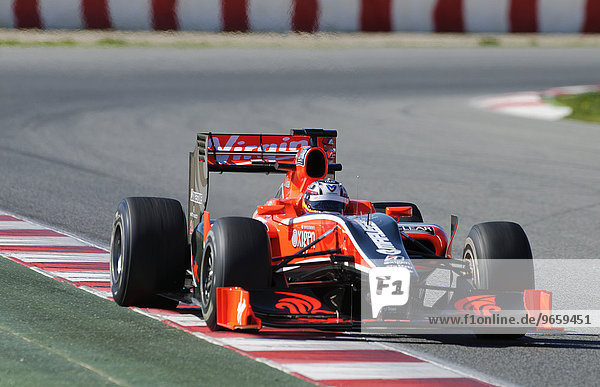 Timo GLOCK  GER  im Virgin VR-01 Boliden während Formel 1 Testfahrten auf dem Circuito de Catalunya  Spanien  Europa