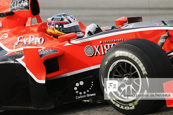 Timo GLOCK  GER  im Virgin VR-01 Boliden während Formel 1 Testfahrten auf dem Circuito de Catalunya  Spanien  Europa
