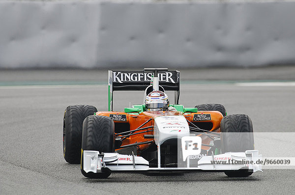 Adrian Sutil GER im Force India VJM04 Bolide bei Formel 1 Testfahrten auf dem Circuit de Catalunya bei Barcelona Spanien Europa