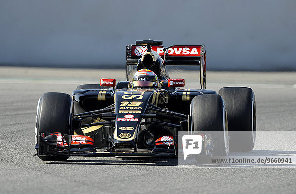 Pastor Maldonado VE Lotus E23 auf dem Circuit de Barcelona-Catalunya Montmelo Spanien Europa