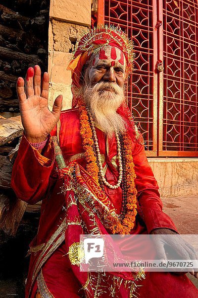 Mann Zweifel Heiligkeit ghat Varanasi
