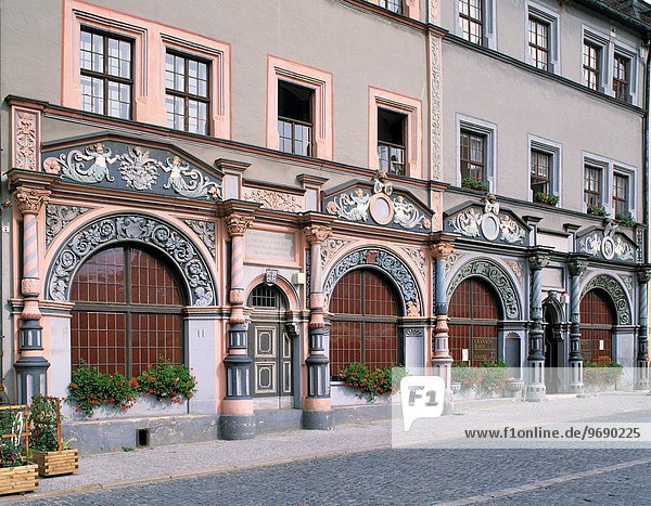 Dekoration Kunstmaler Maler Marktplatz UNESCO-Welterbe Renaissance Holunder Deutschland Thüringen Weimar Wohngebäude