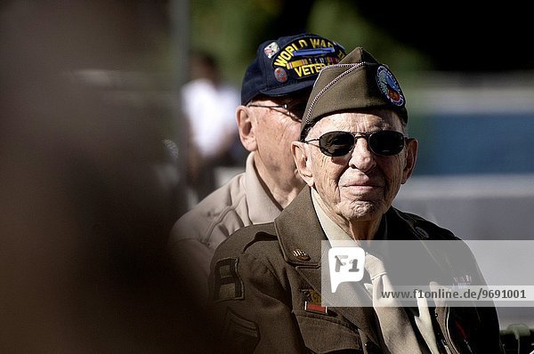 Vereinigte Staaten von Amerika USA Tag ehrbar Schlacht amerikanisch Arizona März Militär Parade