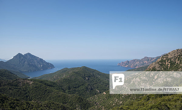 Zwei Landzungen an der Westküste von Korsika  Golf von Porto  Korsika  Frankreich  Europa