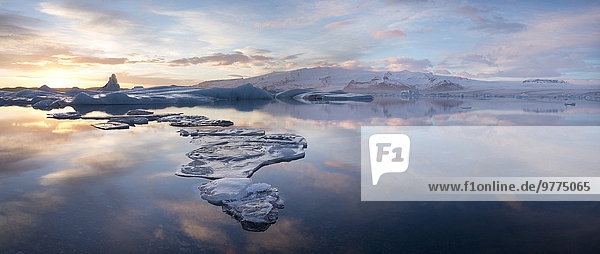 Nationalpark Panorama Winter Ecke Ecken Sonnenuntergang über Vatnajökull Ansicht Eis Island Jökulsárlón Lagune