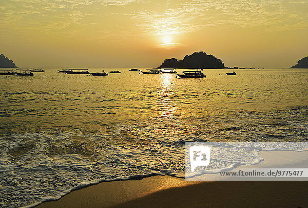 Sonnenuntergang Insel Südostasien Asien Bucht Malaysia