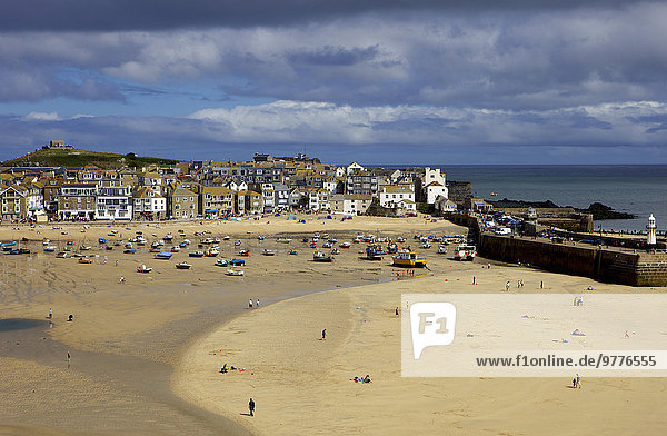 Looking across the harbour at St. Ives at low tide towards St. Ives Head  Cornwall  England  United Kingdom  Europe