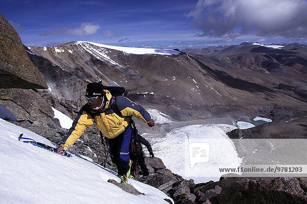 hoch oben über aufwärts See Klettern Himalaya Asien Indien Ladakh