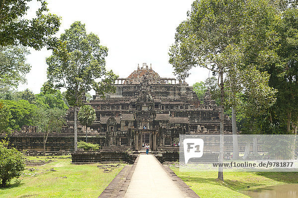 Baphuon Temple  UNESCO World Heritage Site  Angkor  Siem Reap  Cambodia  Indochina  Southeast Asia  Asia