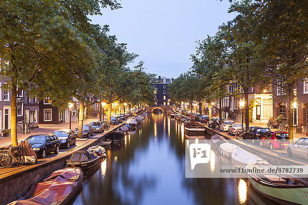 Reguliersgracht Canal at night in the historic centre of Amsterdam  UNESCO World Heritage Site  Amsterdam  The Netherlands  Europe