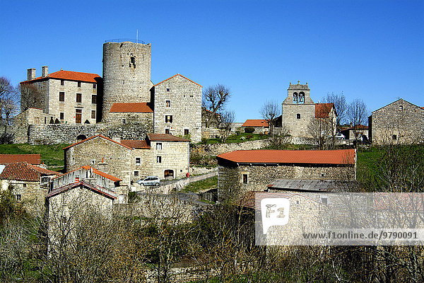 Esplantas Dorf  mittelalterliches Dorf mit Burg  Margeride  Gévaudan  Haute-Loire  Frankreich  Europa