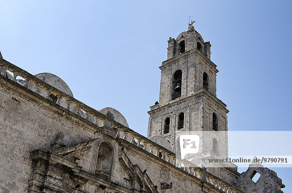 Kirchturm,  Kirche,  Basilica Menor de San Francisco,  Plaza San Fransisco de Asís,  La Habana Vieja,  Altstadt,  Havanna,  Ciudad de La Habana,  Kuba,  Nordamerika