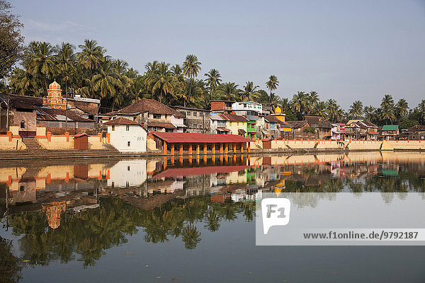 Koti Teertha  heiliger See und Badestelle  Gokarna  Karnataka  Indien  Asien
