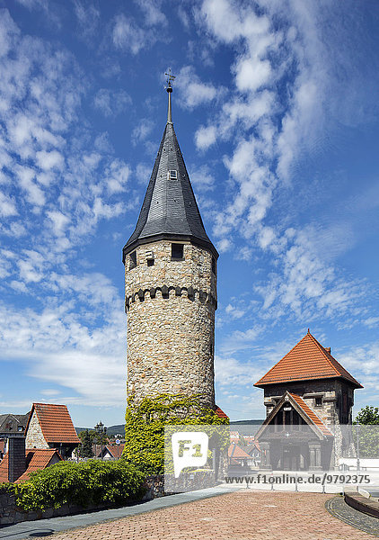 Hexenturm bzw. Hessenturm und Brückenwärterhaus  mittelalterliche Stadtbefestigung  Bad Homburg  Main-Taunus-Kreis  Hessen  Deutschland  Europa