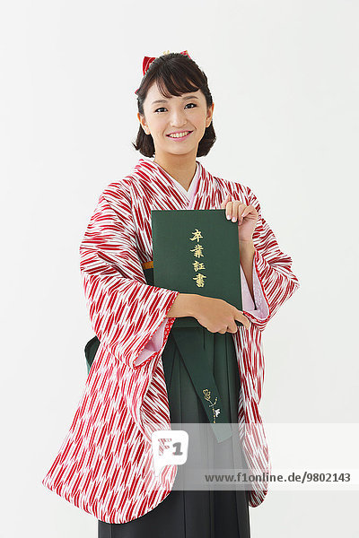 weiß Hintergrund jung Mädchen japanisch Kimono