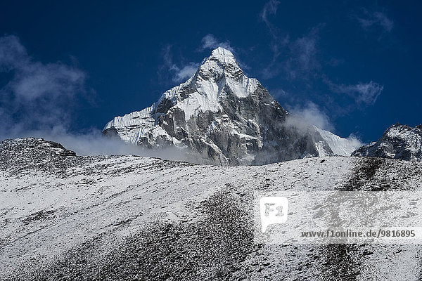 Nepal  Khumbu  Everest-Region  Dingboche  Taboche Spitze