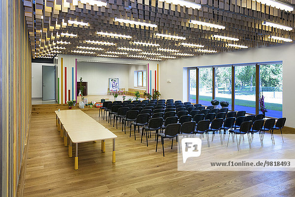 Estland  Veranstaltungsraum eines neu gebauten Kindergartens