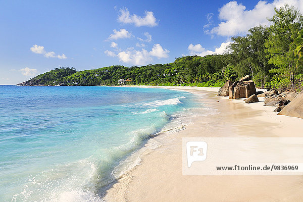 Granitfelsen am Strand Anse Intendance  Insel Mahé  Seychellen  Afrika