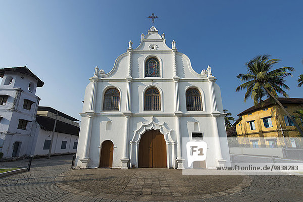 Römisch-katholische Kirche Our Lady of Hope  eine der ältesten portugiesischen Kirchen in Vypeen  Kochi  Kerala  Indien  Asien
