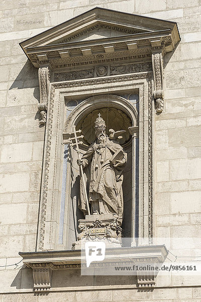 Figur des Heiligen Gregorius  Stephansbasilika  Pest  Budapest  Ungarn  Europa