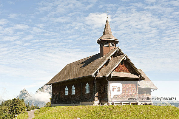 Alte Holzkirche  bei Stoos  Kanton Schwyz  Schweiz  Europa