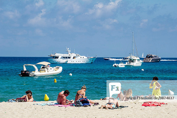 Motorjacht Strand Meer öffentlicher Ort Tourist Bucht Saint Tropez