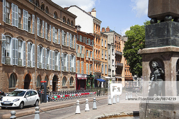 Quadrat Quadrate quadratisch quadratisches quadratischer Platz Toulouse
