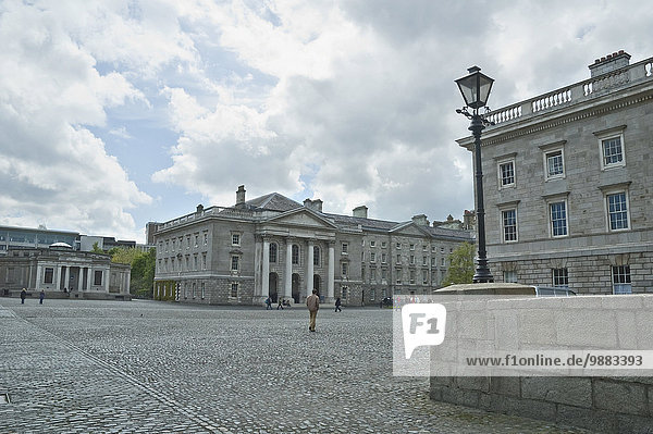 Dublin Hauptstadt Parlamentsgebäude Quadrat Quadrate quadratisch quadratisches quadratischer Hochschule Irland