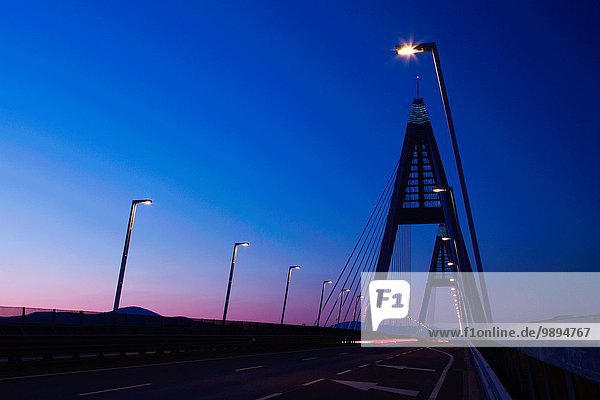 Budapest Hauptstadt Auto Nacht Brücke Beleuchtung Licht Lichtstrahl Ungarn