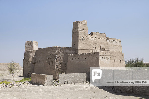 Oman  Jalan Bani Bu Hassan  Fort