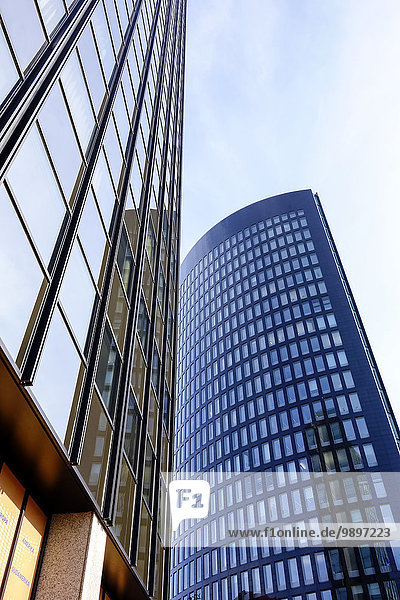 Deutschland  Dortmund  Fassaden zweier Bürogebäude