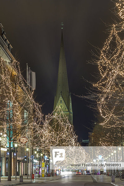 Germany  Hamburg  shopping street Moenckebergstrasse at Christmas time