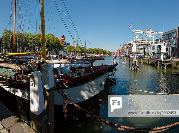 Netherlands  Holland  Europe  Dordrecht  Wool Weaver Port  port  city  village  water  summer  ships  boat