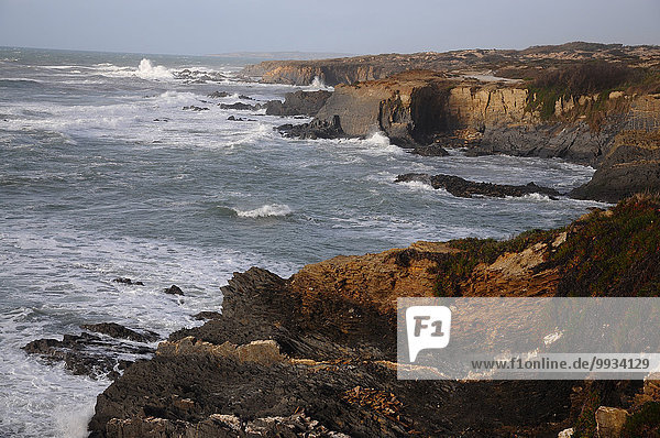 Europa Steilküste Küste Meer Atlantischer Ozean Atlantik Alentejo Portugal
